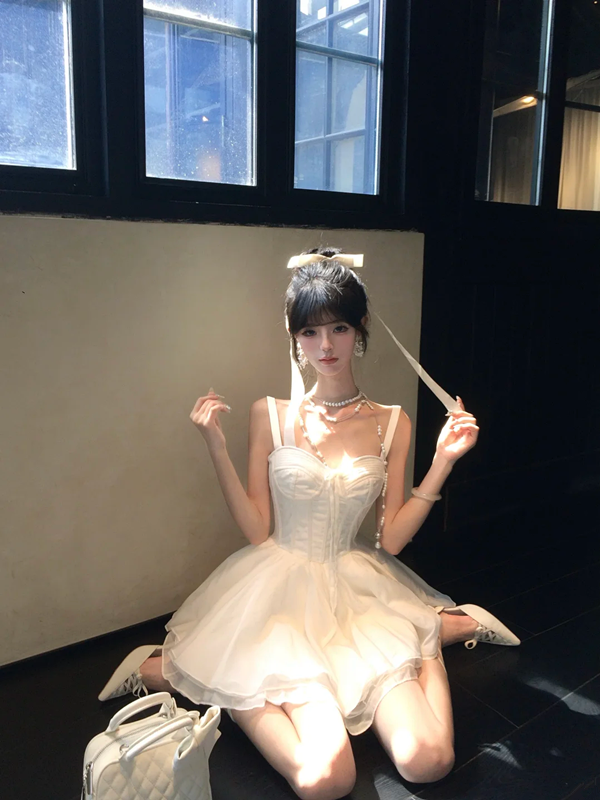 White suspenders waist sexy puffy skirt homecoming dress R5057