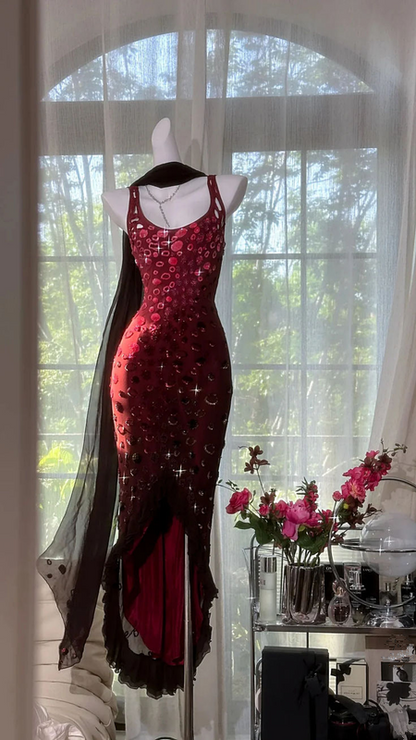 Deep red halter-neck fitted bodycon long ball gown R6548