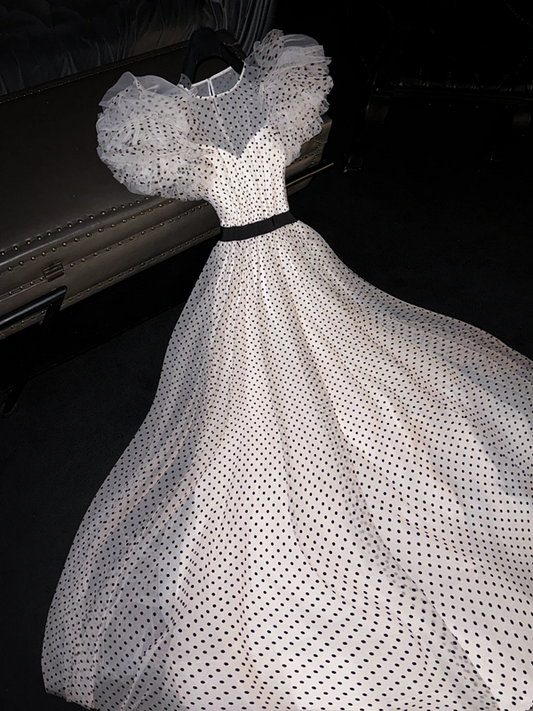 White polka dot puff sleeves, fitted waist, A-line skirt, long ball gown, bridal dress R8754
