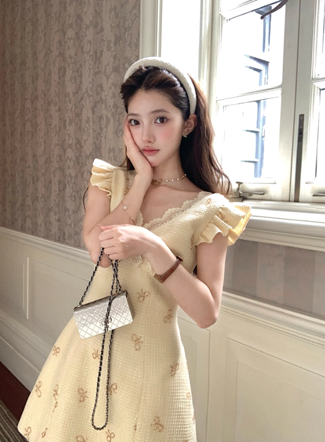 Yellow mid-length v-neck small fragrance temperament beaded bow dress summer skirt R4741