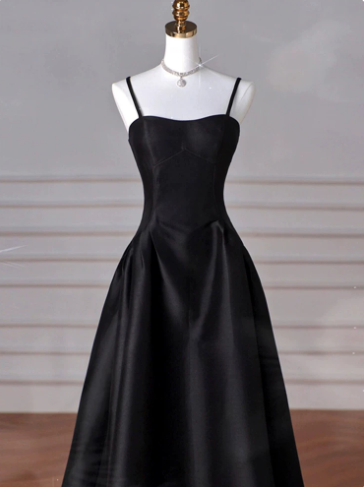 Minimalist Black A-Line Spaghetti Straps Corset Maxi Evening Dress RS339