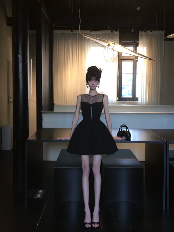 Black sleeveless slim waist tutu short homecoming dress R5058