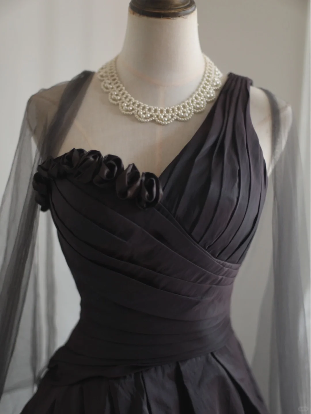 Black asymmetrical neckline, fitted waist, bubble skirt, short homecoming dress R4169