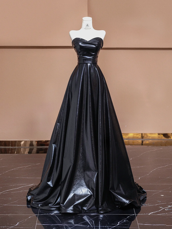 Black strapless, fitted waist, full skirt, long ball gown R8356