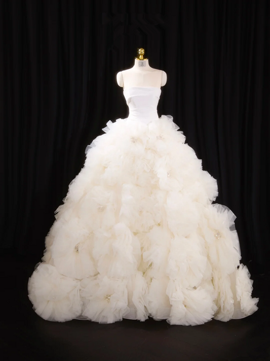 White strapless, fitted waist, full skirt, long ball gown, bridal dress R8905