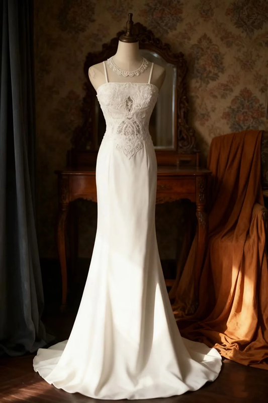 White halter-neck fitted long ball gown R6749