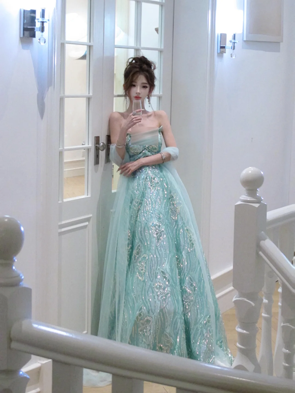 Light green strapless fitted waist sexy long ball gown R7068