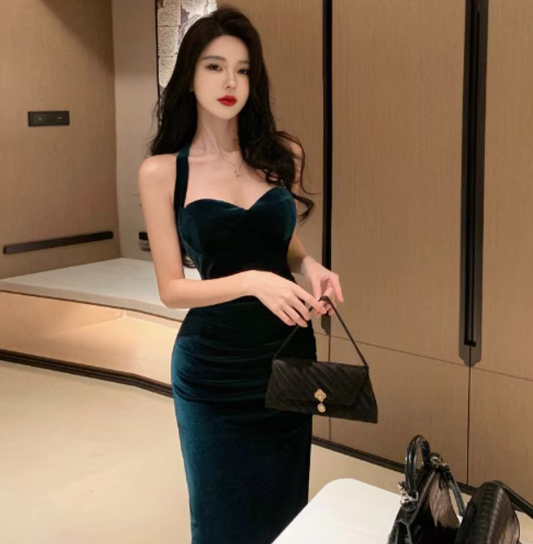 Velvet sling halter dress retro V-neck slim hip holiday backless dress long skirt R1553
