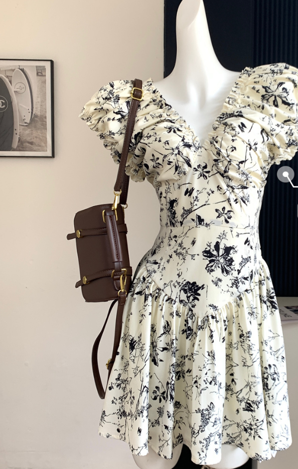 French floral V-neck short dress for women summer ruffled skirt R1991