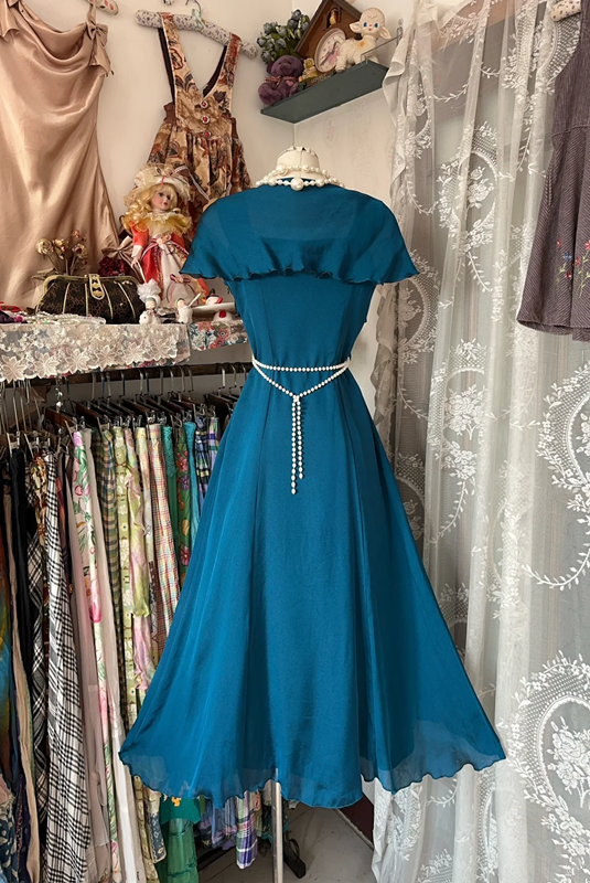 Dark blue square-neck, fitted A-line long dress, ball gown R6310