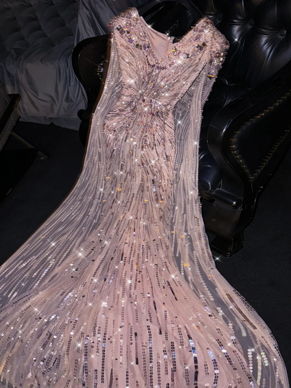 Light pink V-neck sleeveless fitted long sexy ball gown, bridal dress R8756