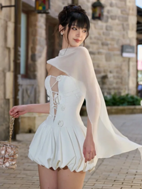 White tube top deep V waist slim flower bud skirt short skirt homecoming dress R4448