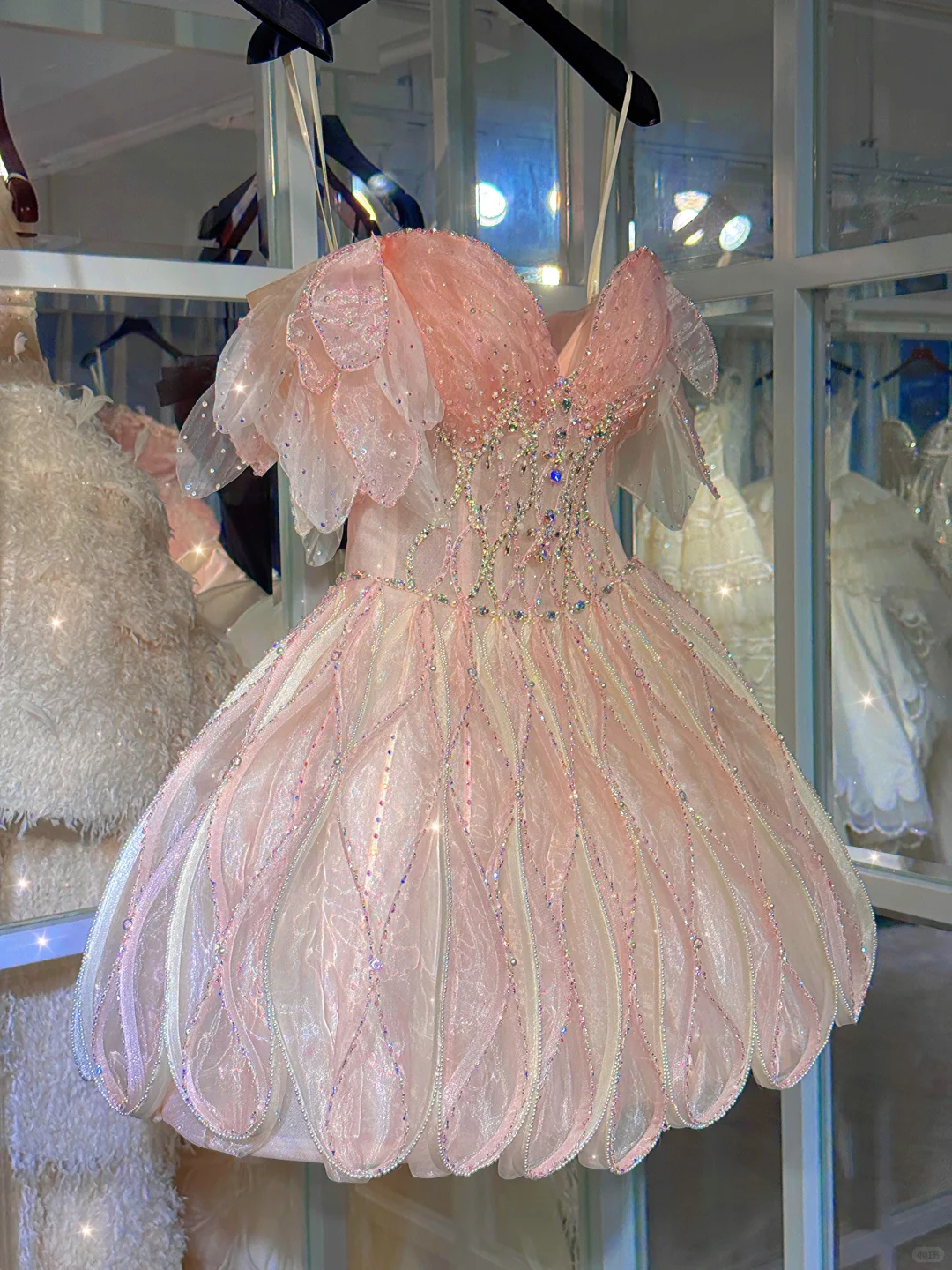 Pink suspenders, diamonds, waist-slimming, flower bud skirt, short skirt, homecoming dress R4170