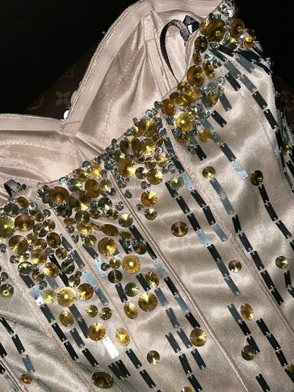 Light green strapless, fitted, elegant long ball gown R6909