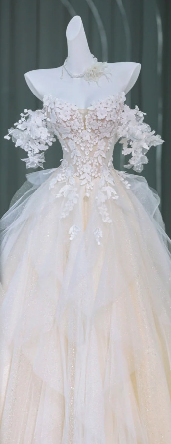 Apricot flower one-shoulder slim waist A-line wedding dress R5833