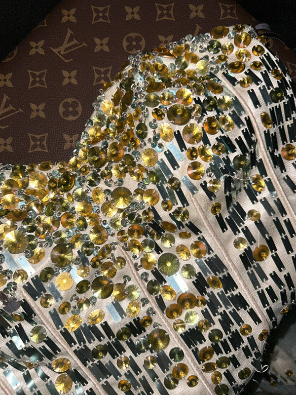 Light green strapless, fitted, elegant long ball gown R6909