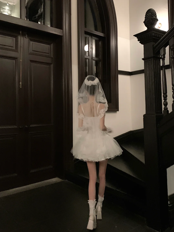 White halter sweetheart neckline waist slim fit tutu skirt homecoming dress R5059