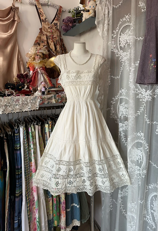 White tank top, camisole, fitted waist, A-line mini skirt, ball gown R6390