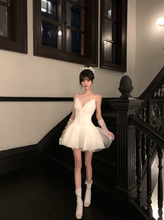 White halter sweetheart neckline waist slim fit tutu skirt homecoming dress R5059