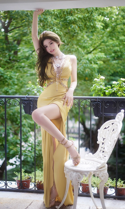 Yellow V-neck fitted waist slim-fit sexy slit long ball gown R7069