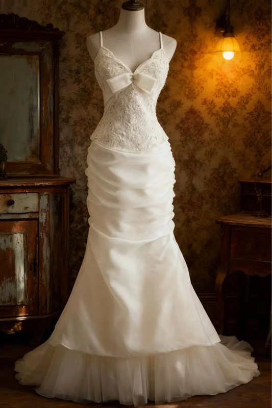 White halter-neck embroidered sexy top with an elegant fishtail skirt for a long ball gown R6750