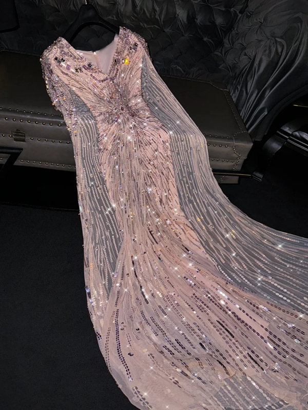 Light pink V-neck sleeveless fitted long sexy ball gown, bridal dress R8756