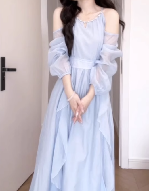 Blue off-shoulder halter neck dress gentle temperament beautiful dress R0741