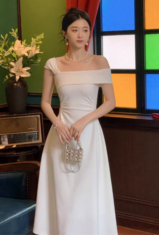 French one-shoulder dress 2025 sexy temperament waist elegant party dress R1488