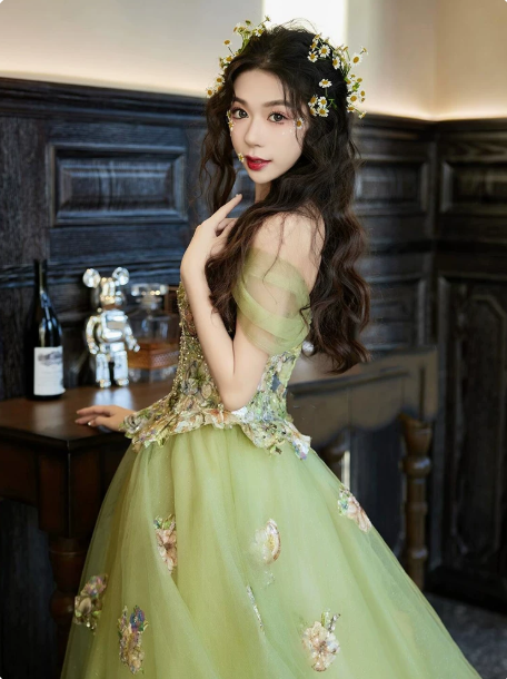 Elegant Bud Green A-Line Bateau Applique Corset Maxi Evening Dress Birthday Dress RS352
