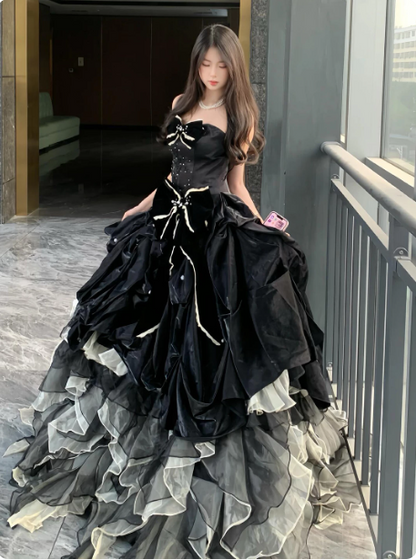 French Chic Black Ruffled Ball Gown Bateau Bow-knot Corset Maxi Evening Dress Prom Dress RS353