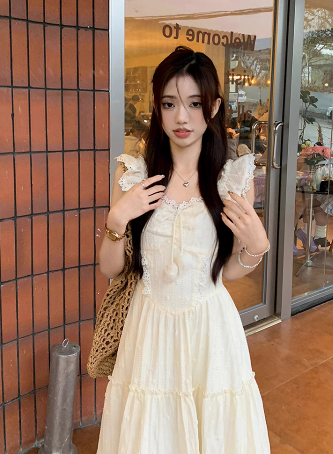 French style petite princess dress with slim waist and flying sleeves R1709