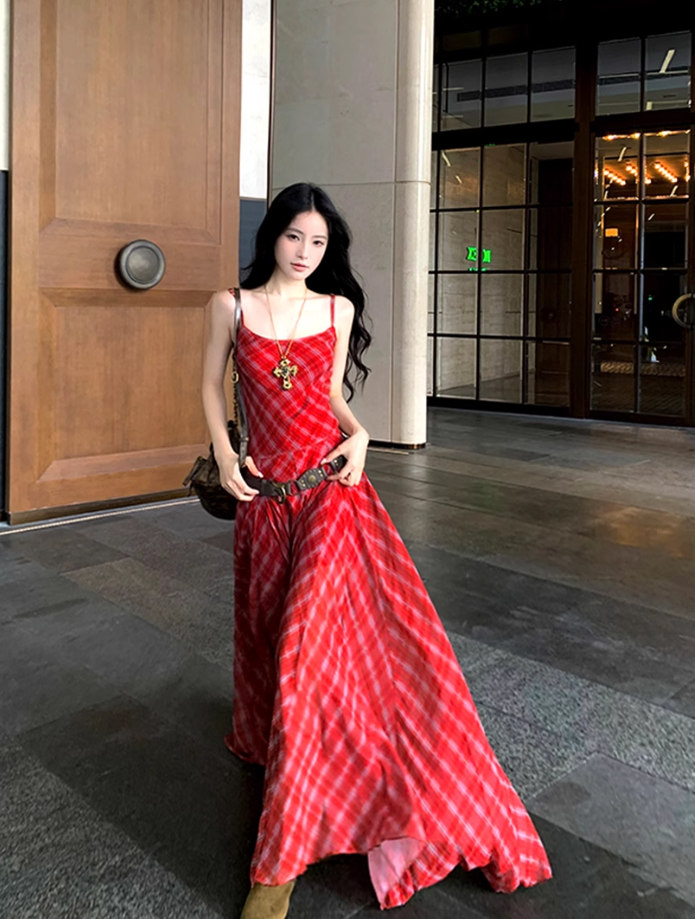 Temperament wear holiday skirt red plaid big swing tall long skirt suspender dress R1742