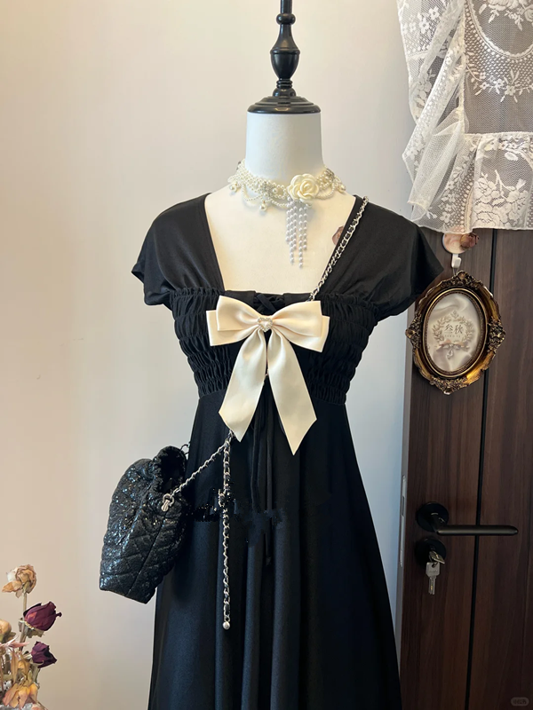 Black short-sleeved bow-neck design high-waisted slim-fitting short skirt homecoming dress R4247
