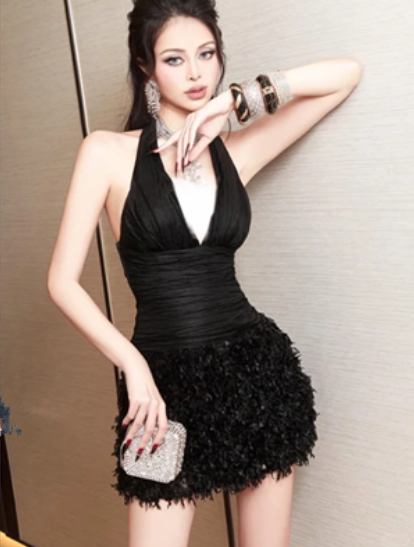Black halter neck low-cut sexy pleated waist slim cake skirt homecoming dress R4611