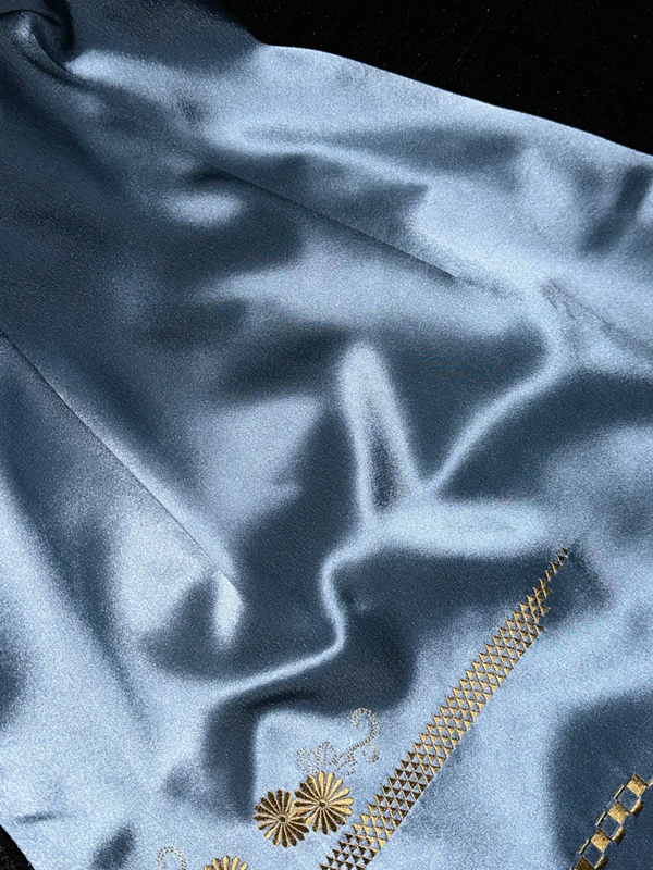 Light blue fitted floral print midi ball gown with a classic, elegant style R6869