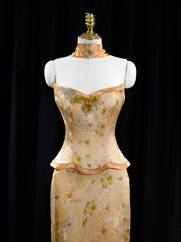Yellow strapless fitted long ball gown/bridal dress R8937