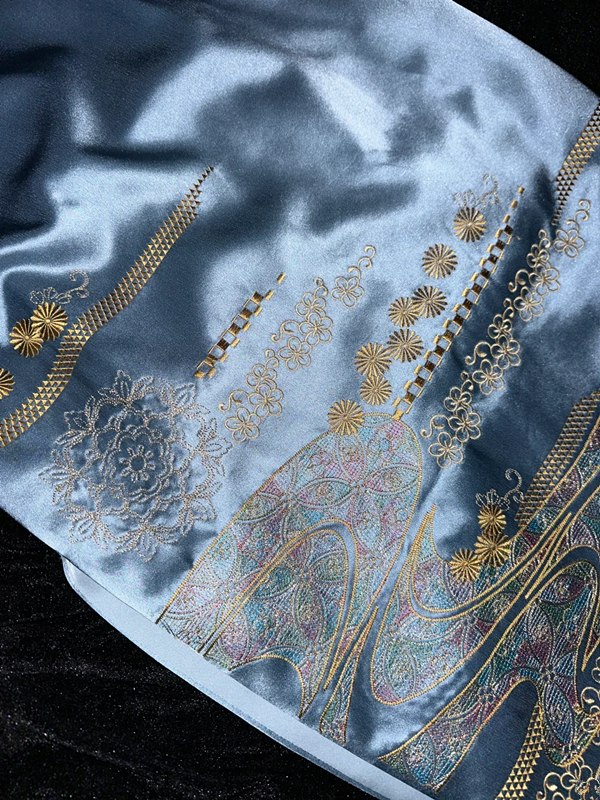 Light blue fitted floral print midi ball gown with a classic, elegant style R6869