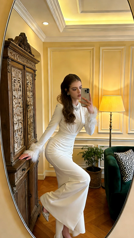 White long-sleeved, fitted, bodycon, elegant ball gown R8603