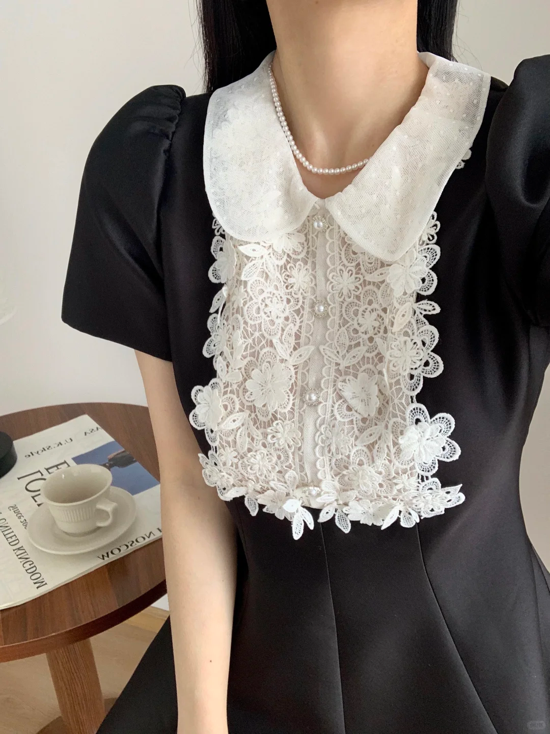 Black short skirt white formal neckline waist slim A-line short skirt homecoming dress R4208