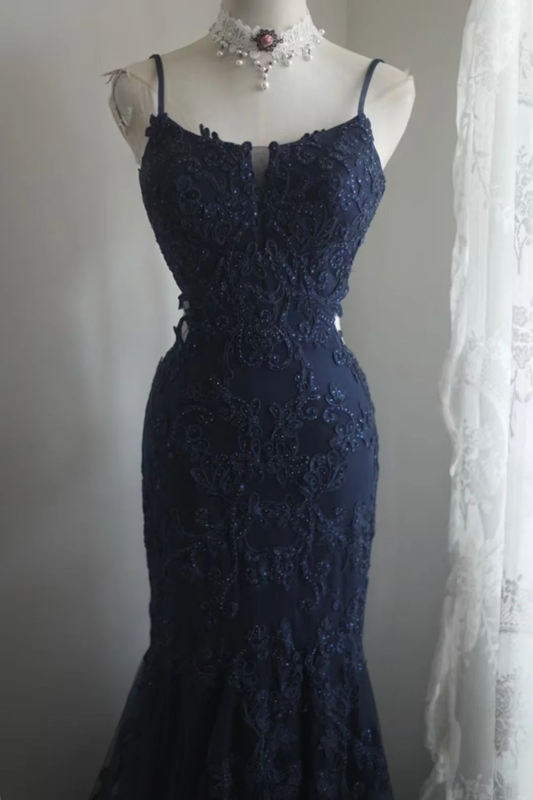 Navy blue halter-neck embroidered fitted waist bodycon long ball gown R6711
