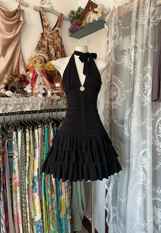 Black halter-neck, fitted waist, pleated mini skirt, ball gown R6350