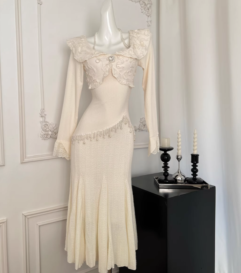 Rose Pattern Lace Long Sleeve Fishtail Dress R2015