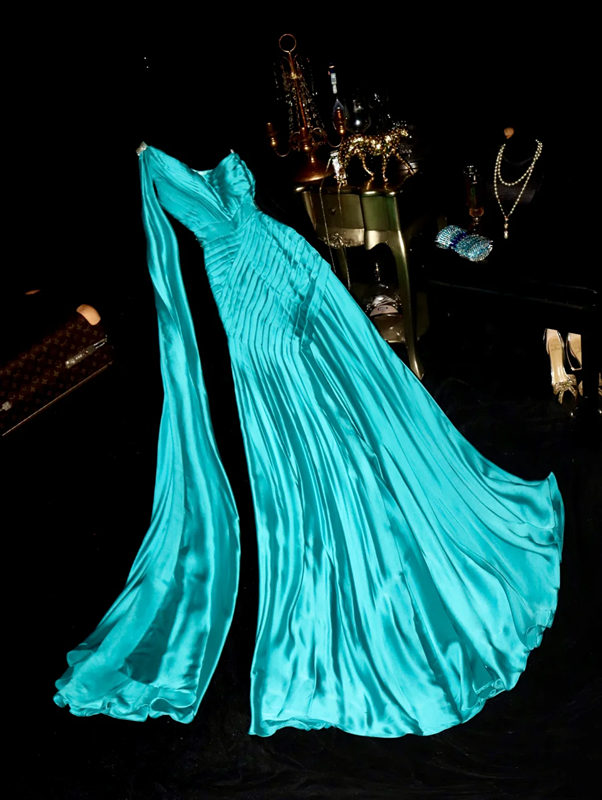 Lake blue, off-shoulder, pleated, fitted, elegant long ball gown R6911