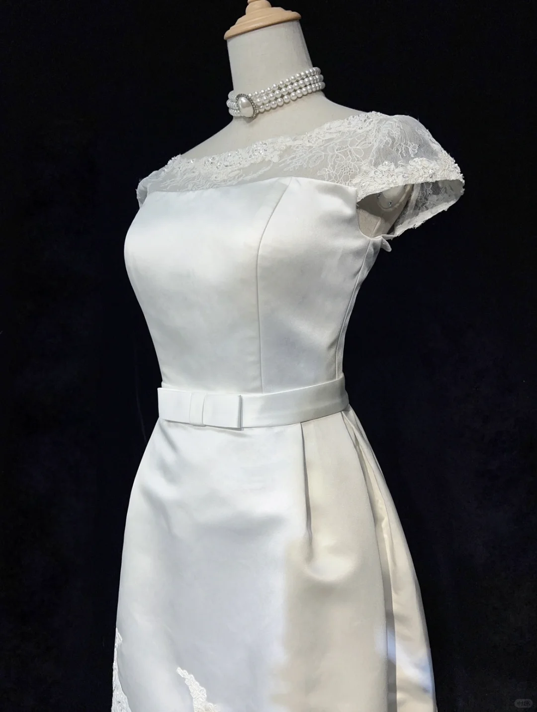 White satin waist slim A-line short skirt homecoming dress R4980