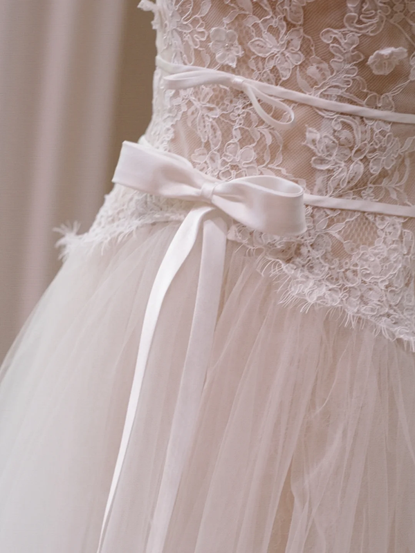 White Strapless Lace Waist Slim A-Line Long Dress Bridal Gown R5718