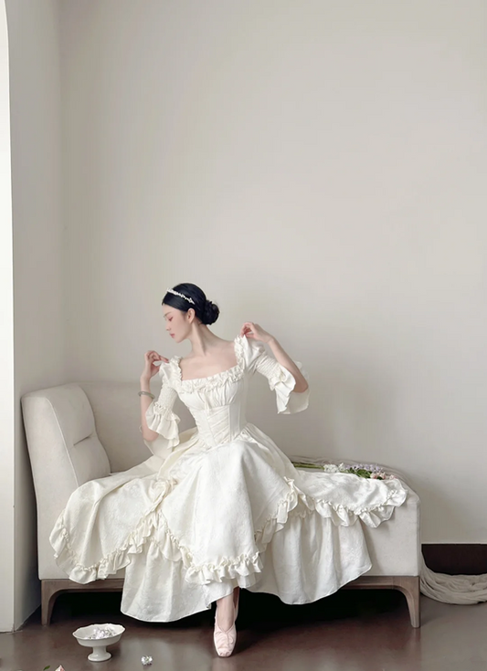 Pearl white square-neck waist-cinched slim-fit elegant vintage long prom gown, wedding dress R8017