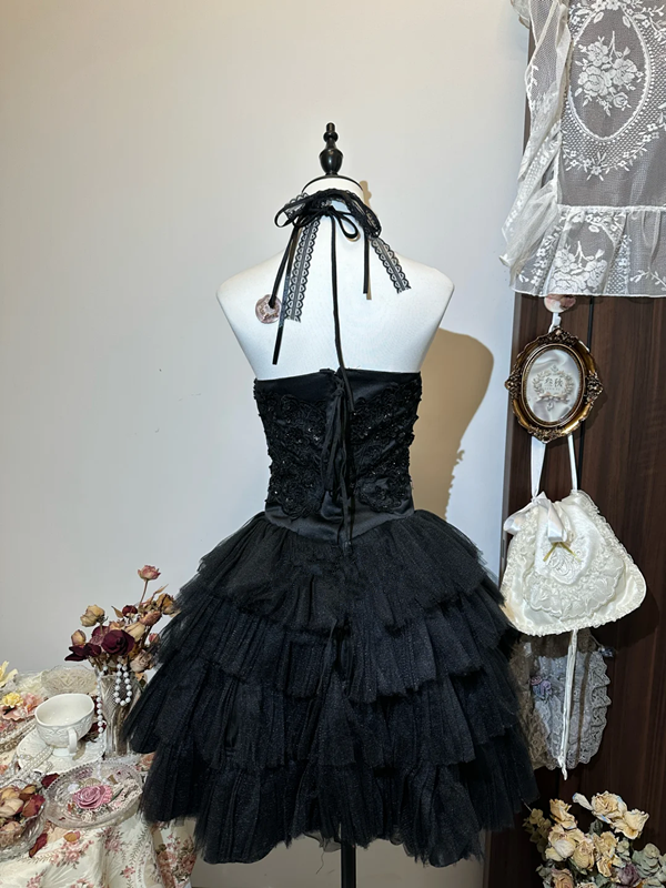 Black halter neck waist design slim fit cake puffy skirt homecoming dress R4330