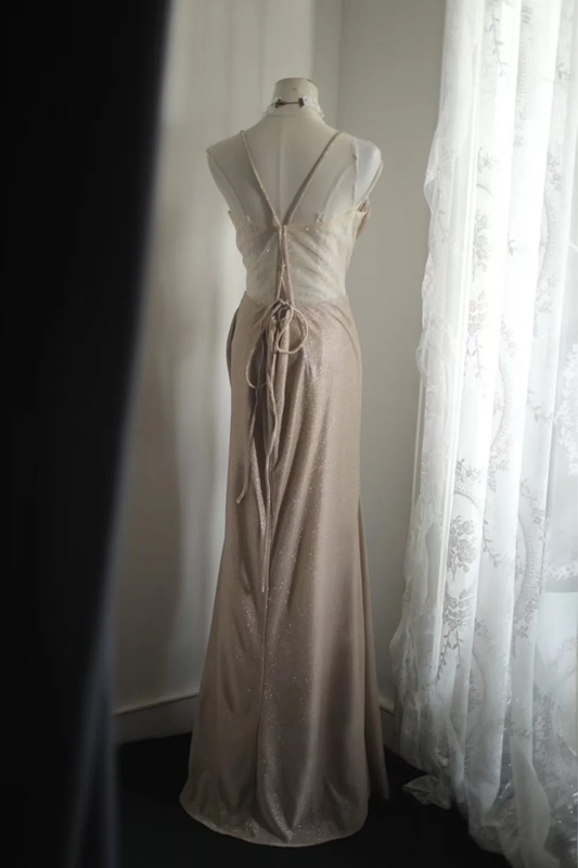 Champagne-colored halter-neck fishtail top, fitted long ball gown R6752