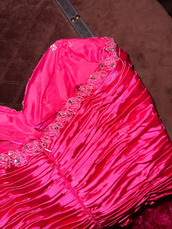 Pink strapless fitted waist slim-fitting pleated fishtail long ball gown R7030