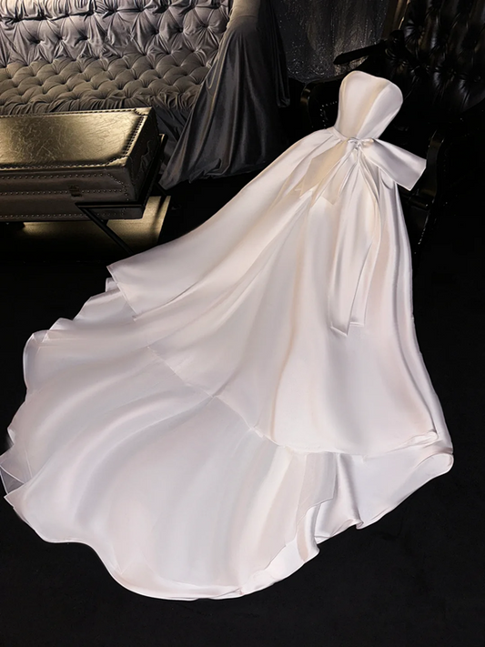 White strapless fitted satin long ball gown/bridal dress R8728
